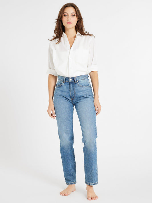 Brooke Mid Rise Slim Fit Jean in Montecito